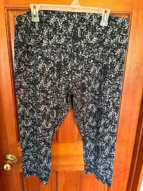 Lululemon Align High-Rise Crop Blossom Overlay Cropped Leggings